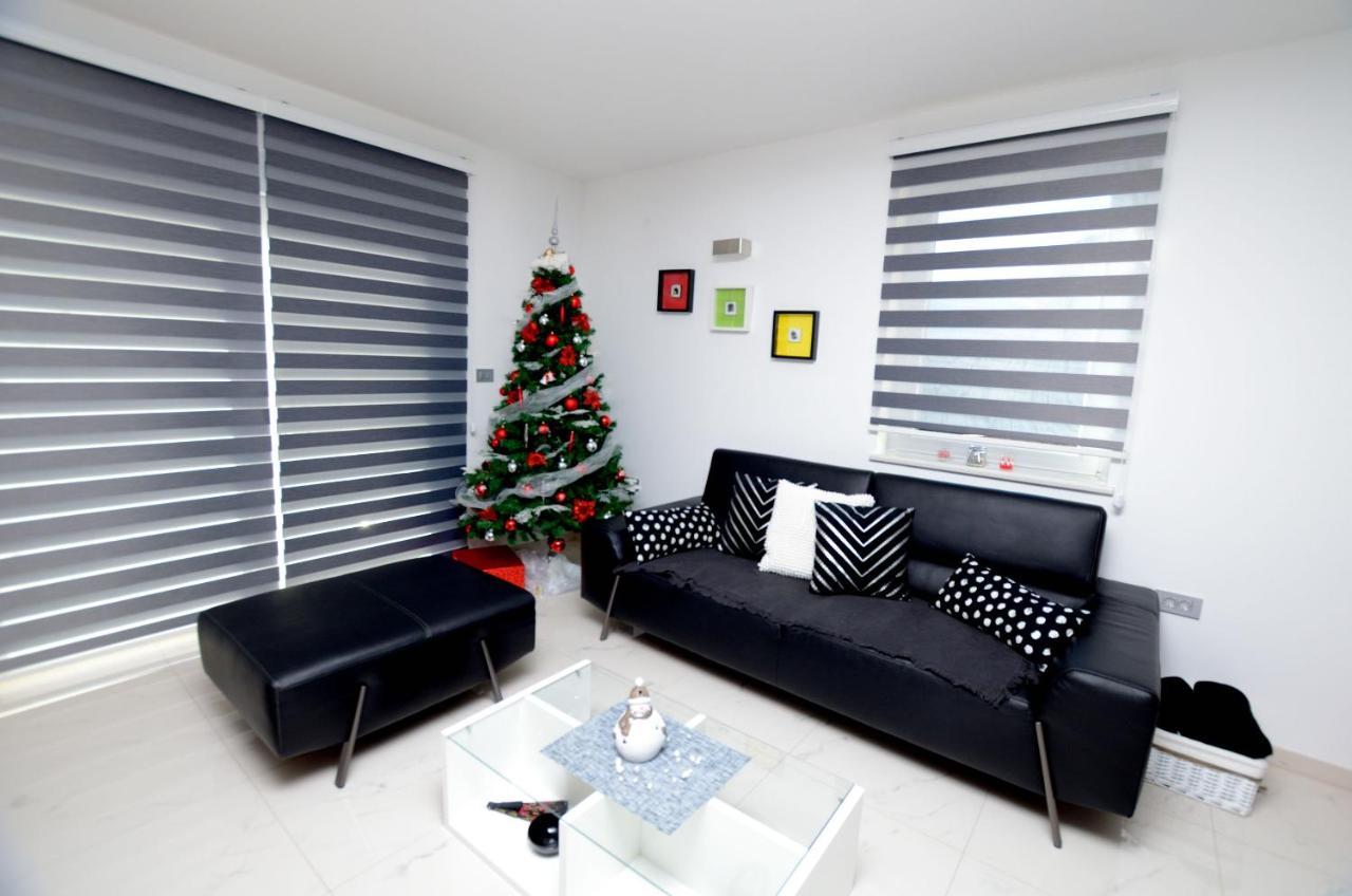 Apartments Golden Hour Jurdani المظهر الخارجي الصورة