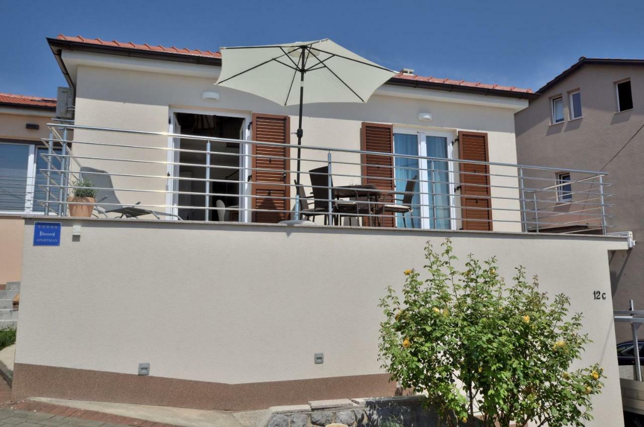 Apartments Golden Hour Jurdani المظهر الخارجي الصورة